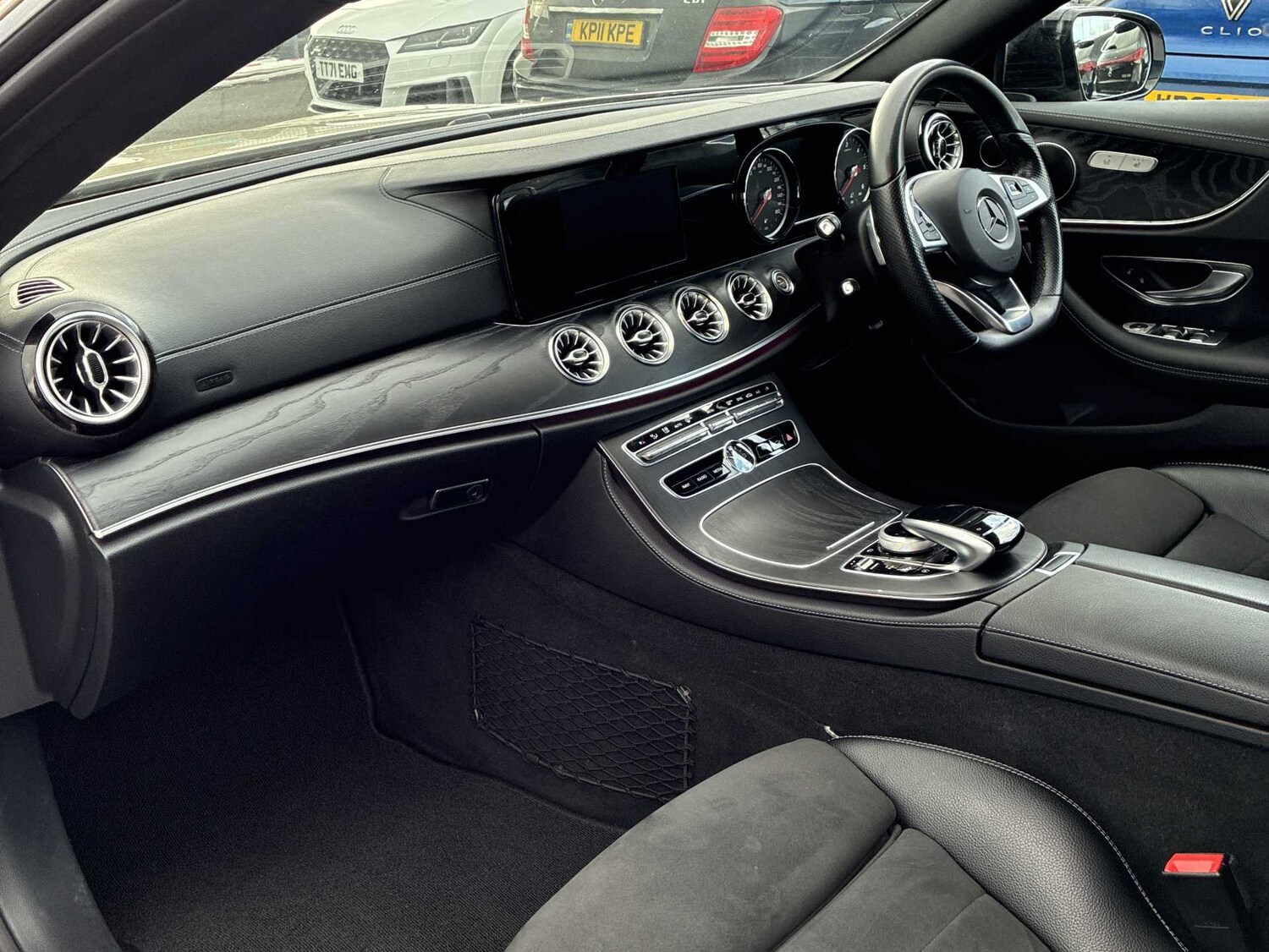 Used Mercedes-Benz E Class 2017 for sale - 78196557: Photo 7