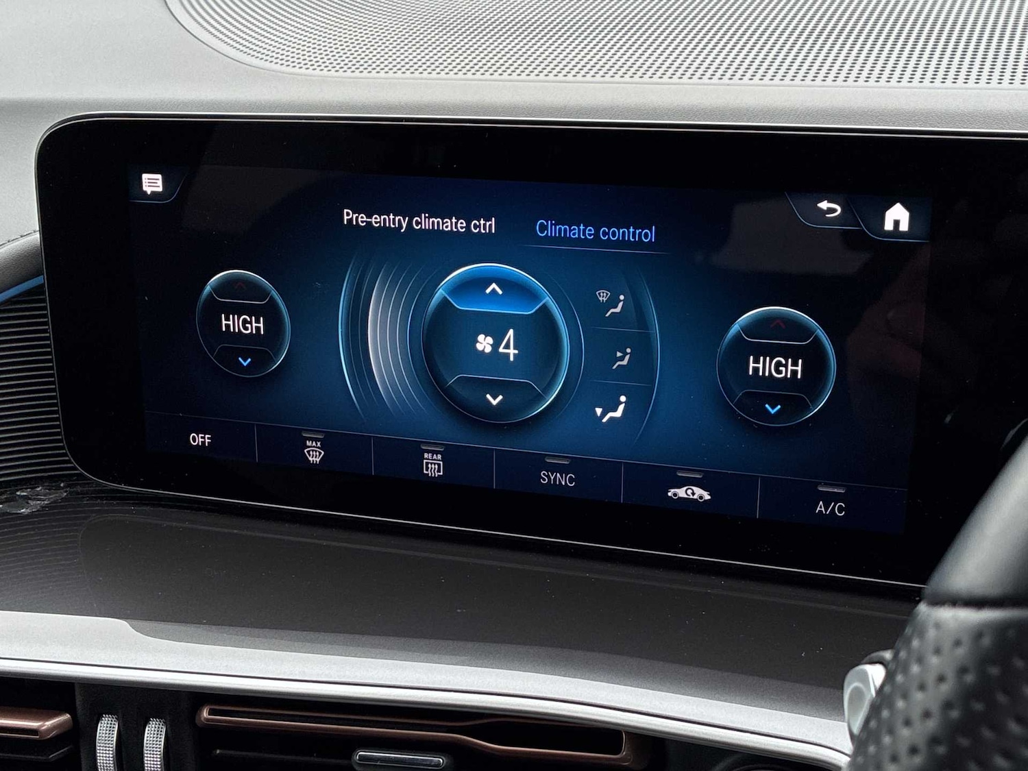 Used Mercedes-Benz EQC 2023 for sale - 78040549: Photo 12