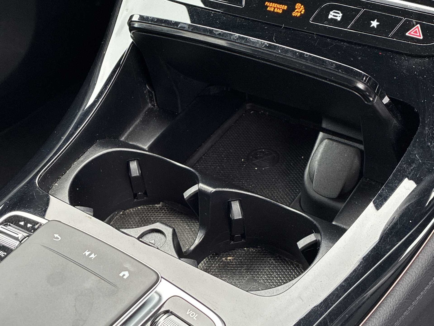 Used Mercedes-Benz EQC 2023 for sale - 78040549: Photo 14