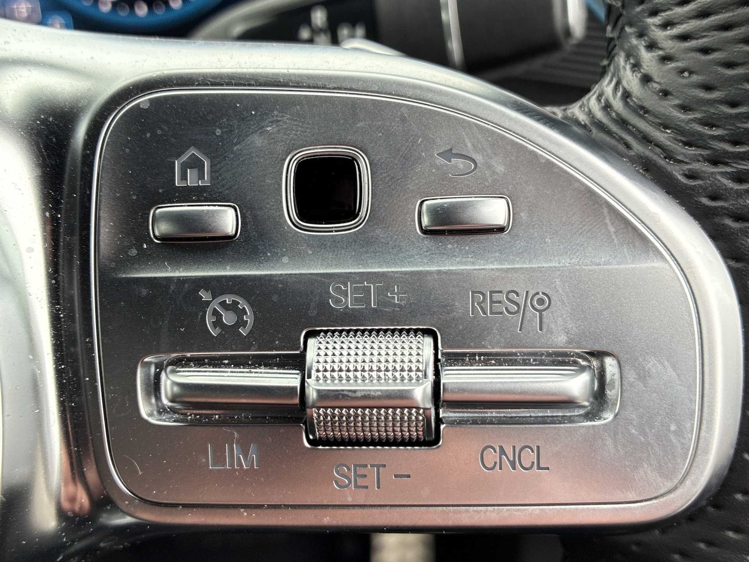 Used Mercedes-Benz EQC 2023 for sale - 78040549: Photo 23