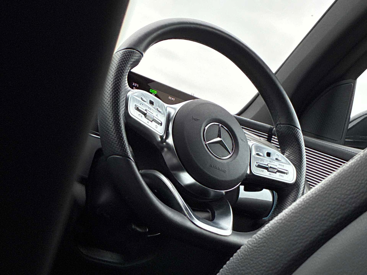 Used Mercedes-Benz EQC 2023 for sale - 78040549: Photo 37