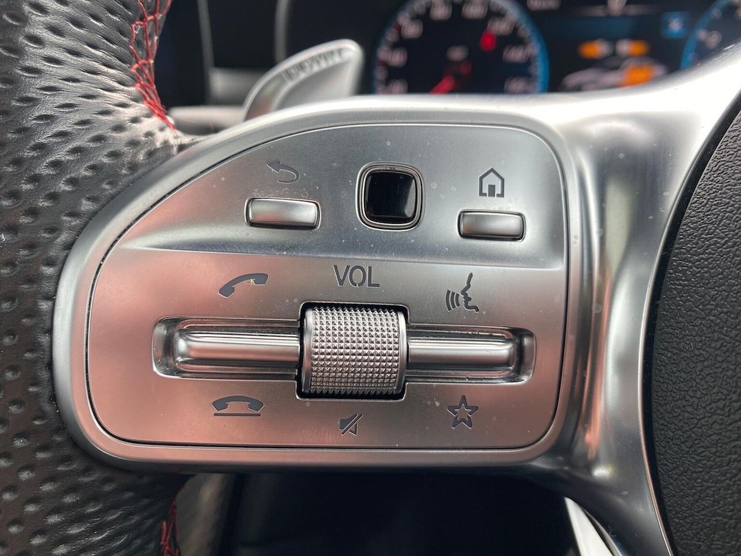 Used Mercedes-Benz GLC 2022 for sale - 76920094: Photo 27