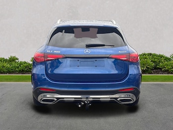 Used Mercedes-Benz GLC 2023 for sale - 75962350: Photo