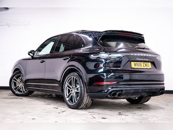 Used Porsche Cayenne 2018 for sale - 77133748: Photo