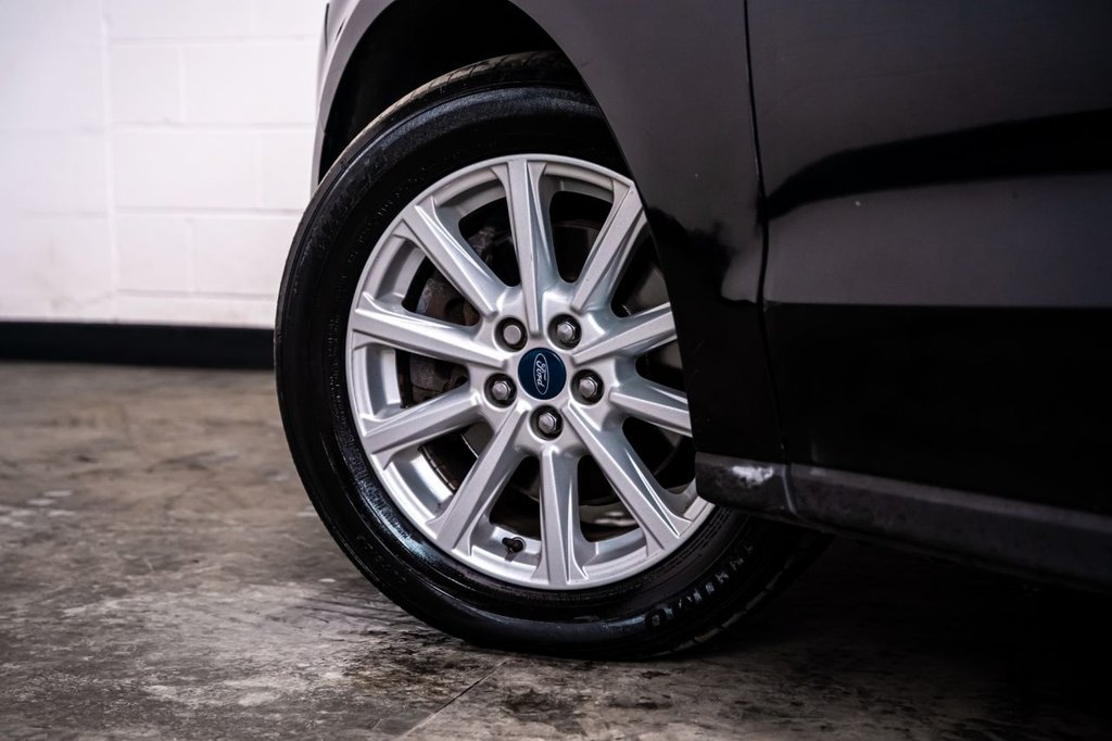 Used Ford Galaxy 2019 for sale - 76941525: Photo 41