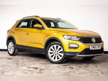 Used Volkswagen T-Roc 2018 for sale - 78650224: Photo