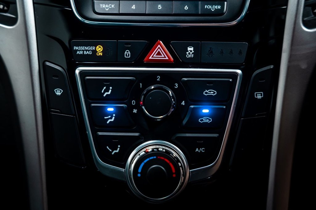 Used Hyundai i30 2016 for sale - 77027195: Photo 11