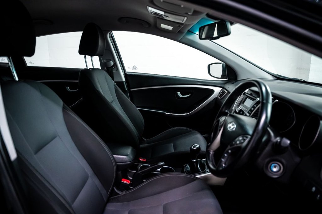 Used Hyundai i30 2016 for sale - 77027195: Photo 5