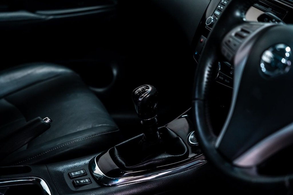 Used Nissan Pulsar 2015 for sale - 76582319: Photo 14