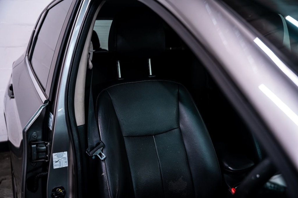 Used Nissan Pulsar 2015 for sale - 76582319: Photo 3