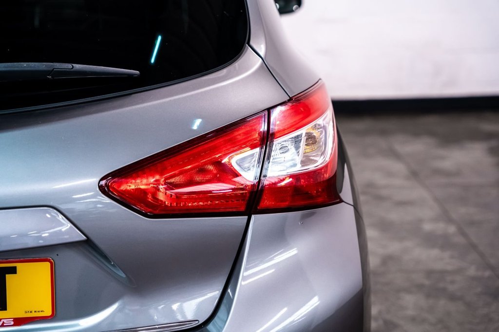 Used Nissan Pulsar 2015 for sale - 76582319: Photo 30