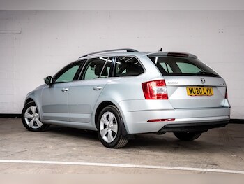 Used Skoda Octavia 2020 for sale - 78487222: Photo