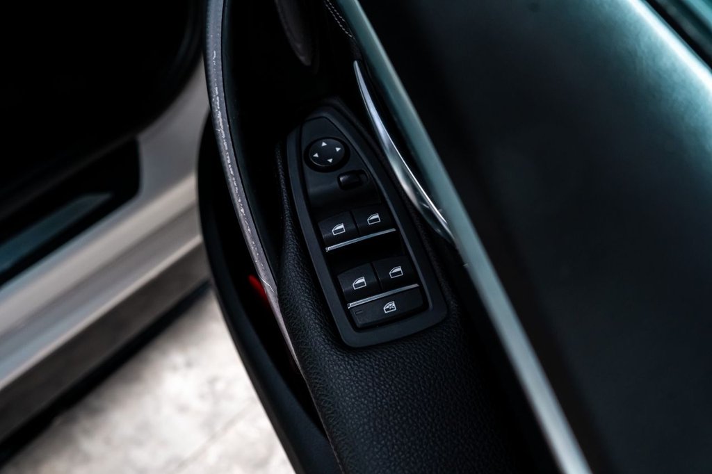 Used BMW 3 Series 2017 for sale - 77879723: Photo 26