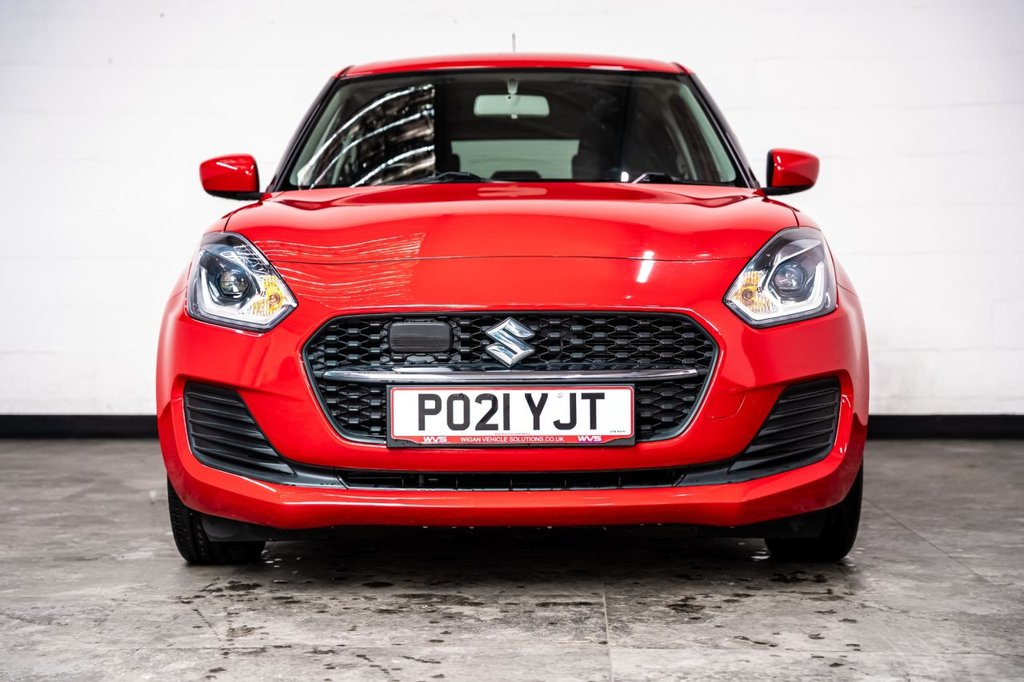 Used Suzuki Swift 2021 for sale - 76454210: Photo 2