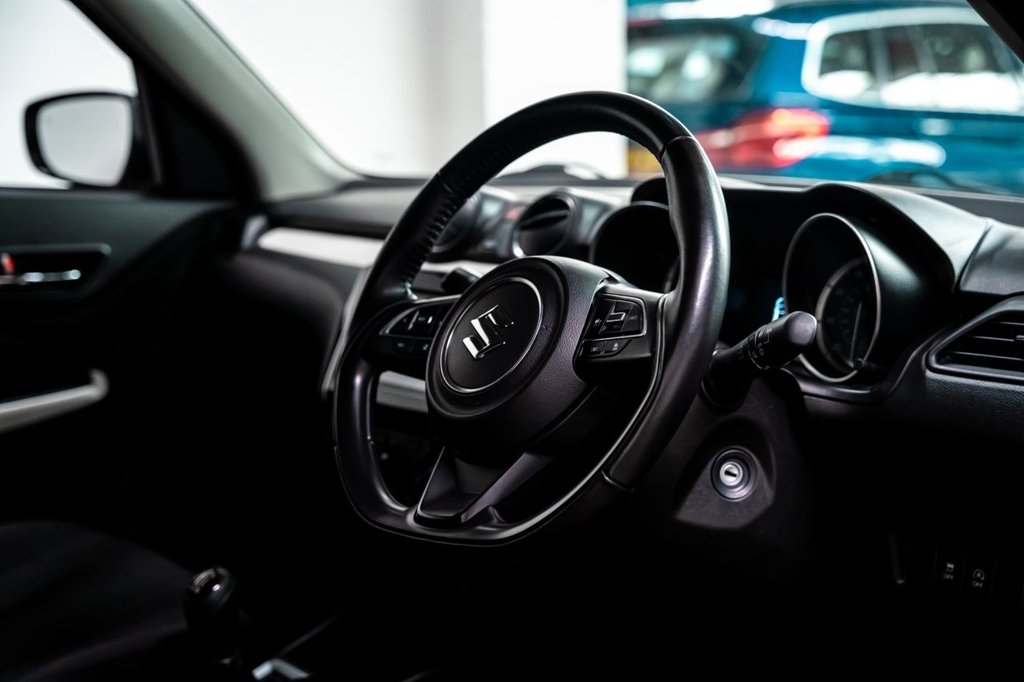 Used Suzuki Swift 2021 for sale - 76454210: Photo 7