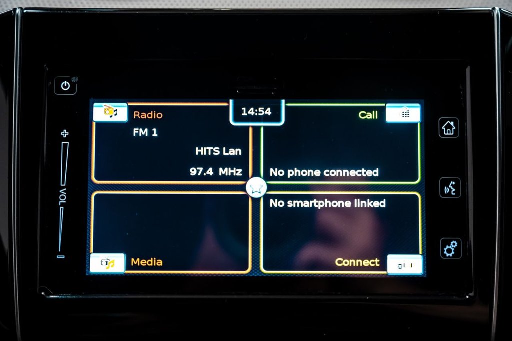 Used Suzuki Swift 2021 for sale - 76454210: Photo 9