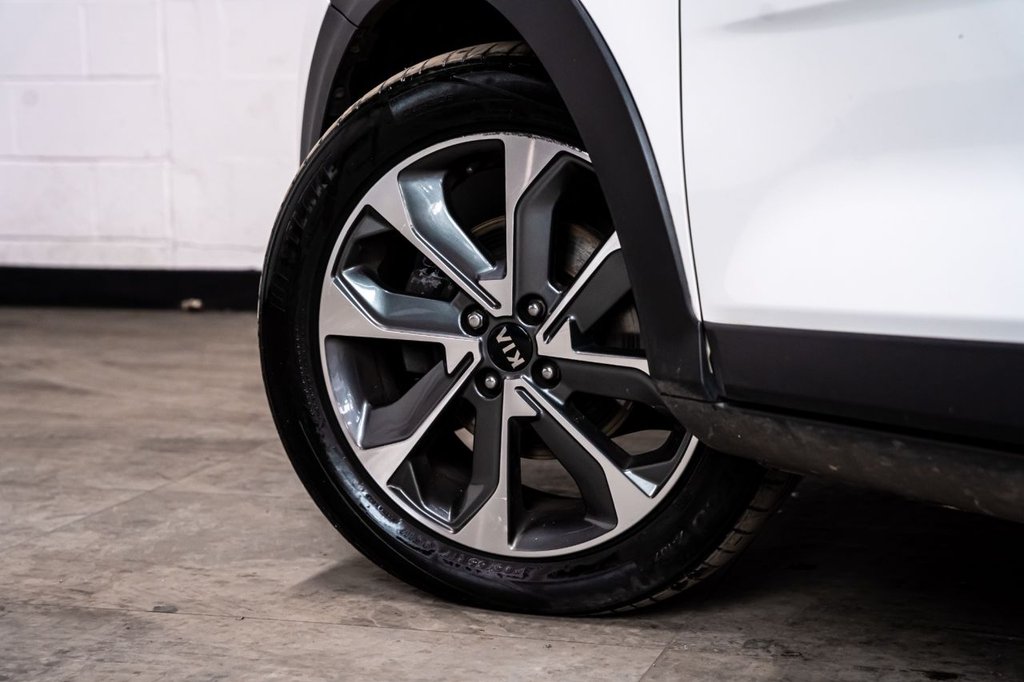 Used Kia Stonic 2018 for sale - 77608700: Photo 27