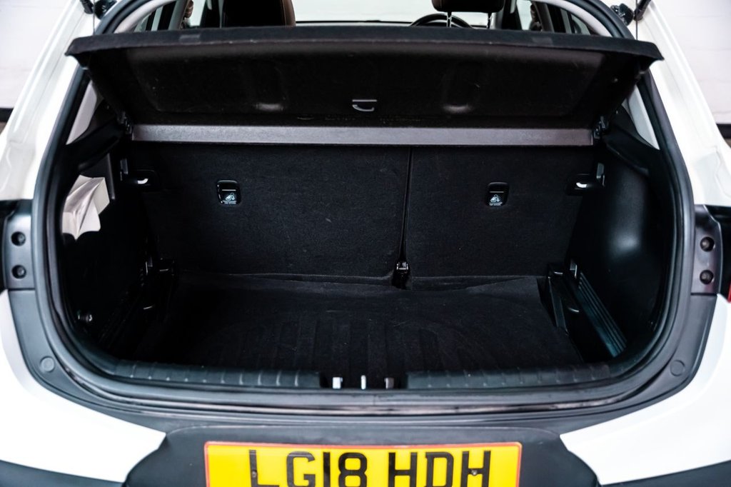 Used Kia Stonic 2018 for sale - 77608700: Photo 33