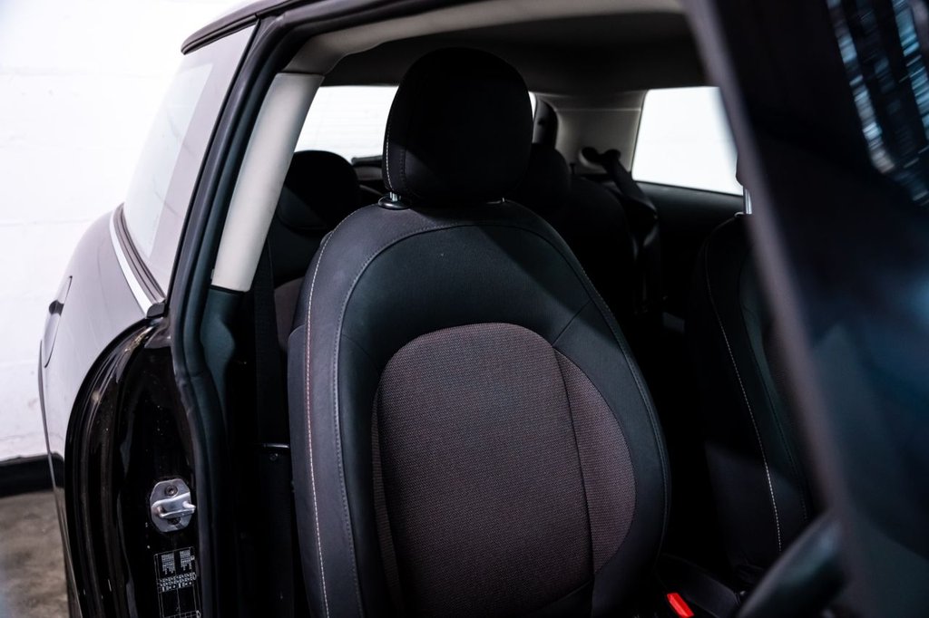 Used MINI Hatch 2018 for sale - 77534224: Photo 4