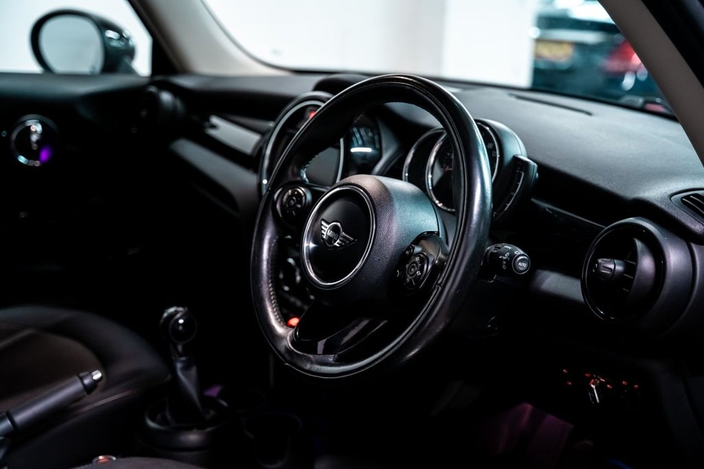 Used MINI Hatch 2018 for sale - 77534224: Photo 7