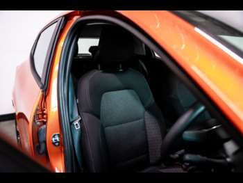 Used Renault Clio 2023 for sale - 74795458: Photo