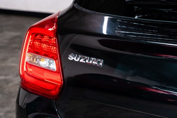 Used Suzuki Swift 2023 for sale - 75230182: Photo 40