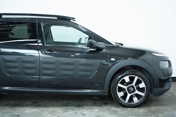 Used Citroen C4 Cactus 2017 for sale - 76297132: Photo 23
