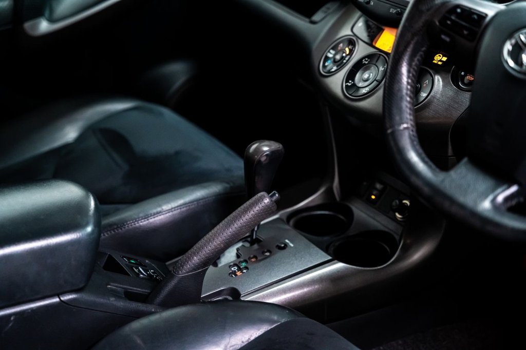 Used Toyota RAV4 2010 for sale - 77692953: Photo 14