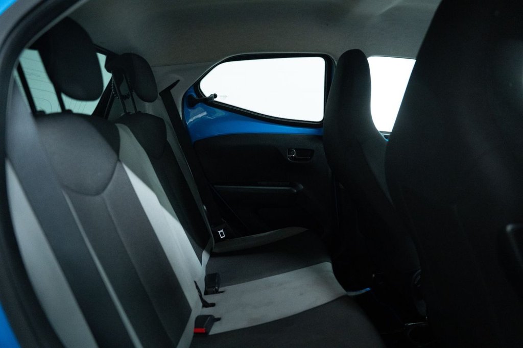 Used Toyota AYGO 2016 for sale - 76419980: Photo 6