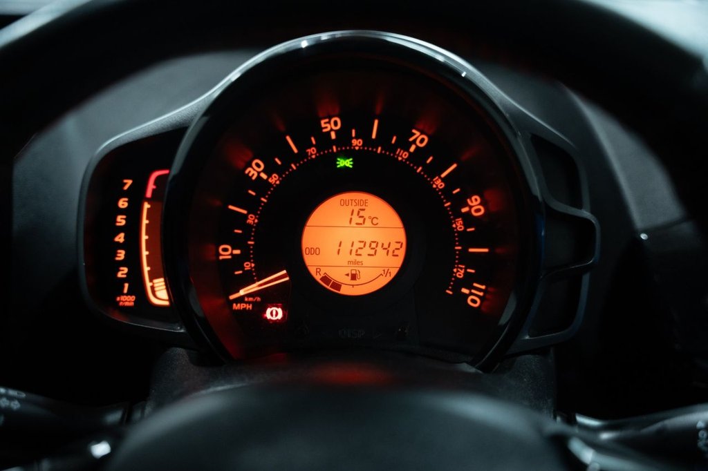 Used Toyota AYGO 2016 for sale - 76419980: Photo 8