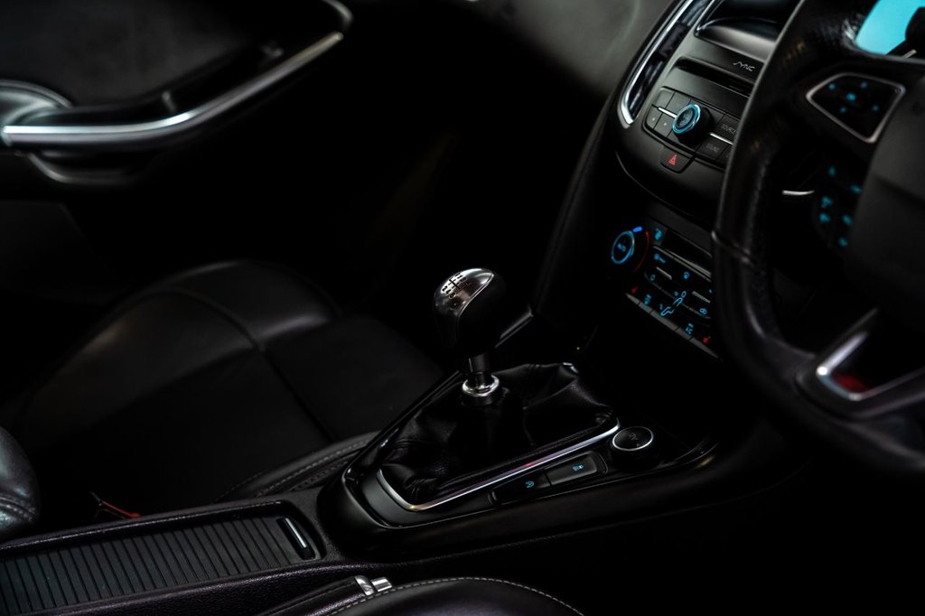 Used Ford Focus 2015 for sale - 77990697: Photo 19