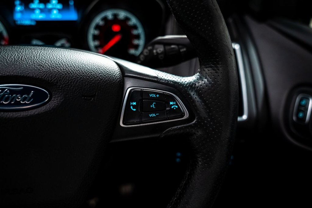 Used Ford Focus 2015 for sale - 77990697: Photo 21