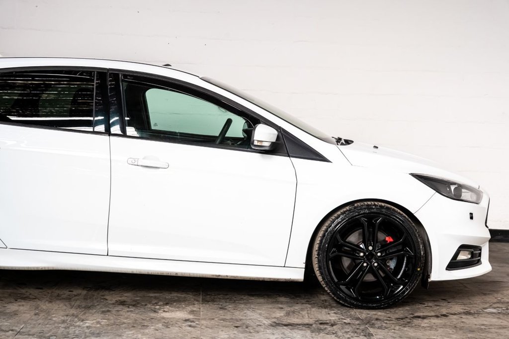 Used Ford Focus 2015 for sale - 77990697: Photo 29