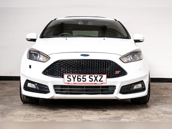 Used Ford Focus 2015 for sale - 77990697: Photo