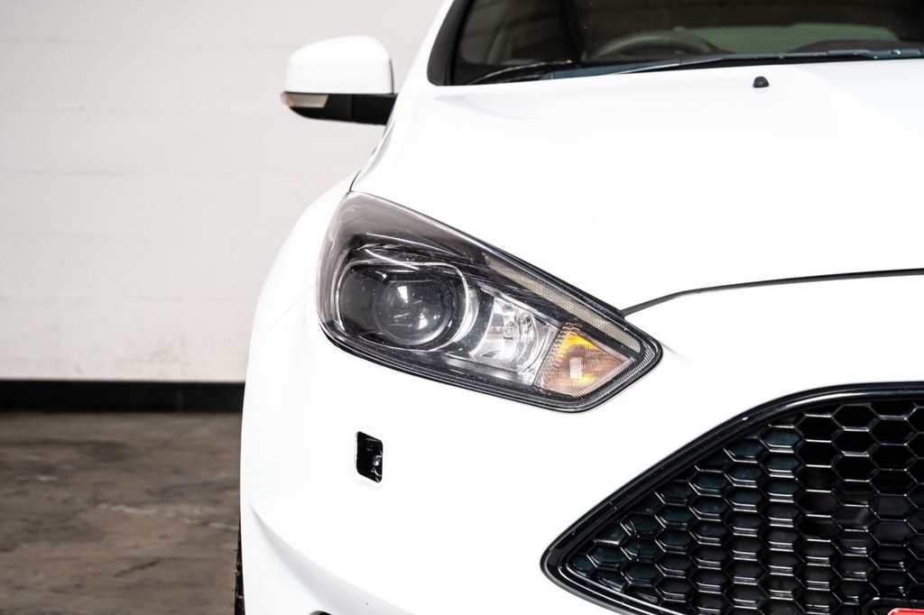 Used Ford Focus 2015 for sale - 77990697: Photo 32