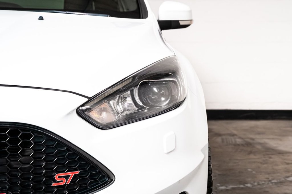 Used Ford Focus 2015 for sale - 77990697: Photo 33