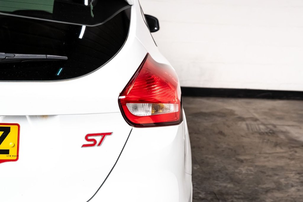 Used Ford Focus 2015 for sale - 77990697: Photo 35