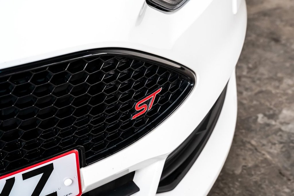 Used Ford Focus 2015 for sale - 77990697: Photo 43