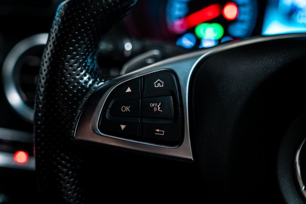 Used Mercedes-Benz GLC 2019 for sale - 77263033: Photo 16