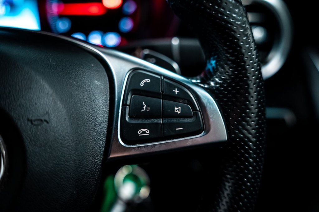 Used Mercedes-Benz GLC 2019 for sale - 77263033: Photo 17