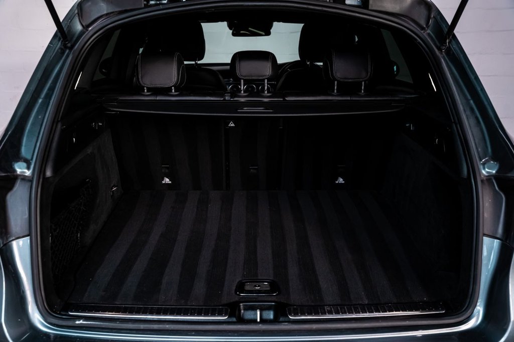 Used Mercedes-Benz GLC 2019 for sale - 77263033: Photo 33