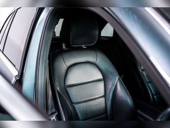 Used Mercedes-Benz GLC 2019 for sale - 77263033: Photo