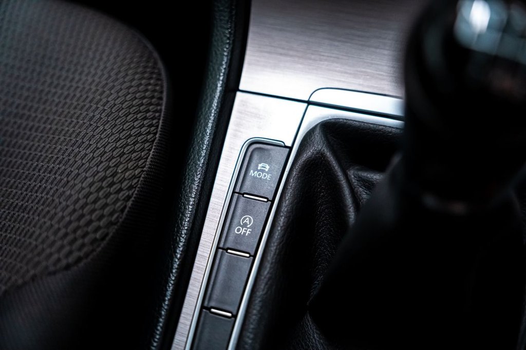 Used Volkswagen Golf 2015 for sale - 76604346: Photo 26