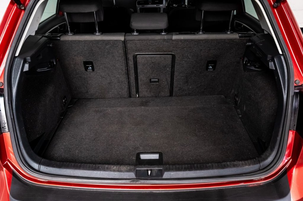 Used Volkswagen Golf 2015 for sale - 76604346: Photo 40