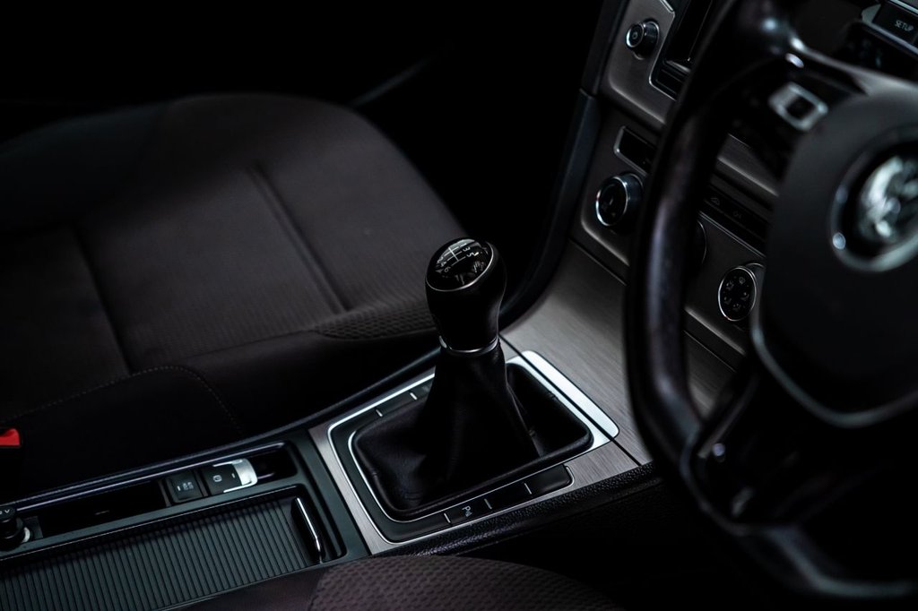 Used Volkswagen Golf 2015 for sale - 76604346: Photo 6