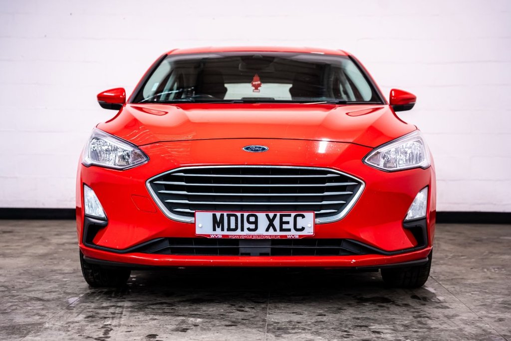 Used Ford Focus 2019 for sale - 77534126: Photo 2