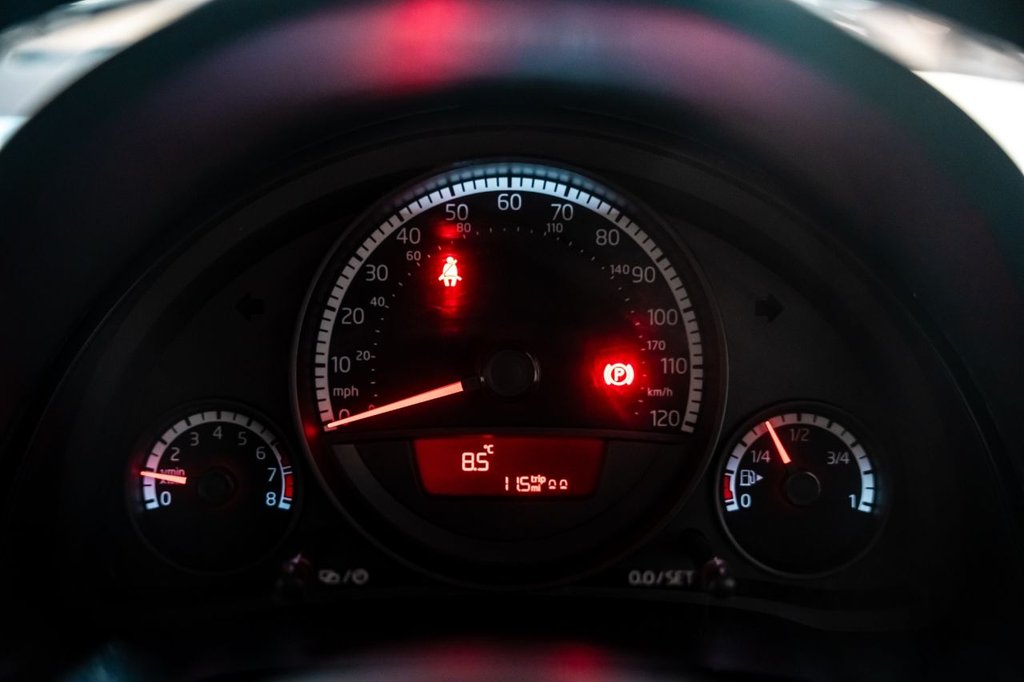 Used Volkswagen up! 2015 for sale - 77506982: Photo 10