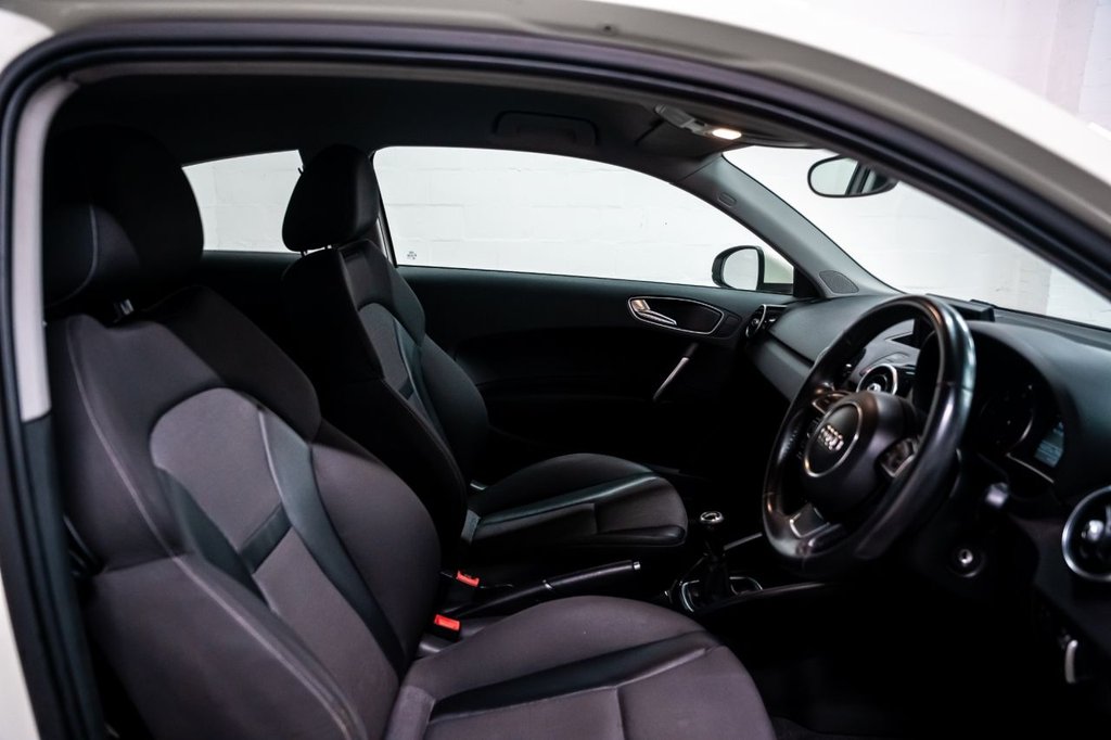 Used Audi A1 2012 for sale - 76574725: Photo 5