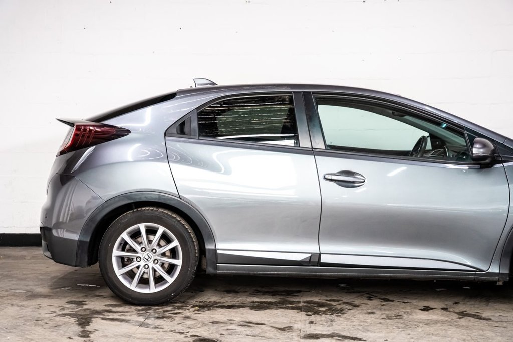 Used Honda Civic 2015 for sale - 78180877: Photo 26