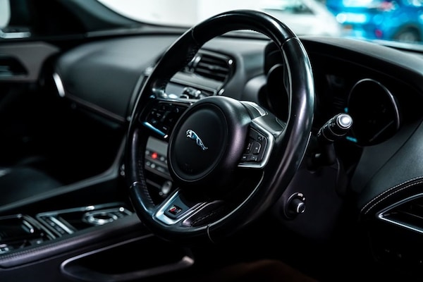Used Jaguar F-Pace 2016 for sale - 76297104: Photo 15